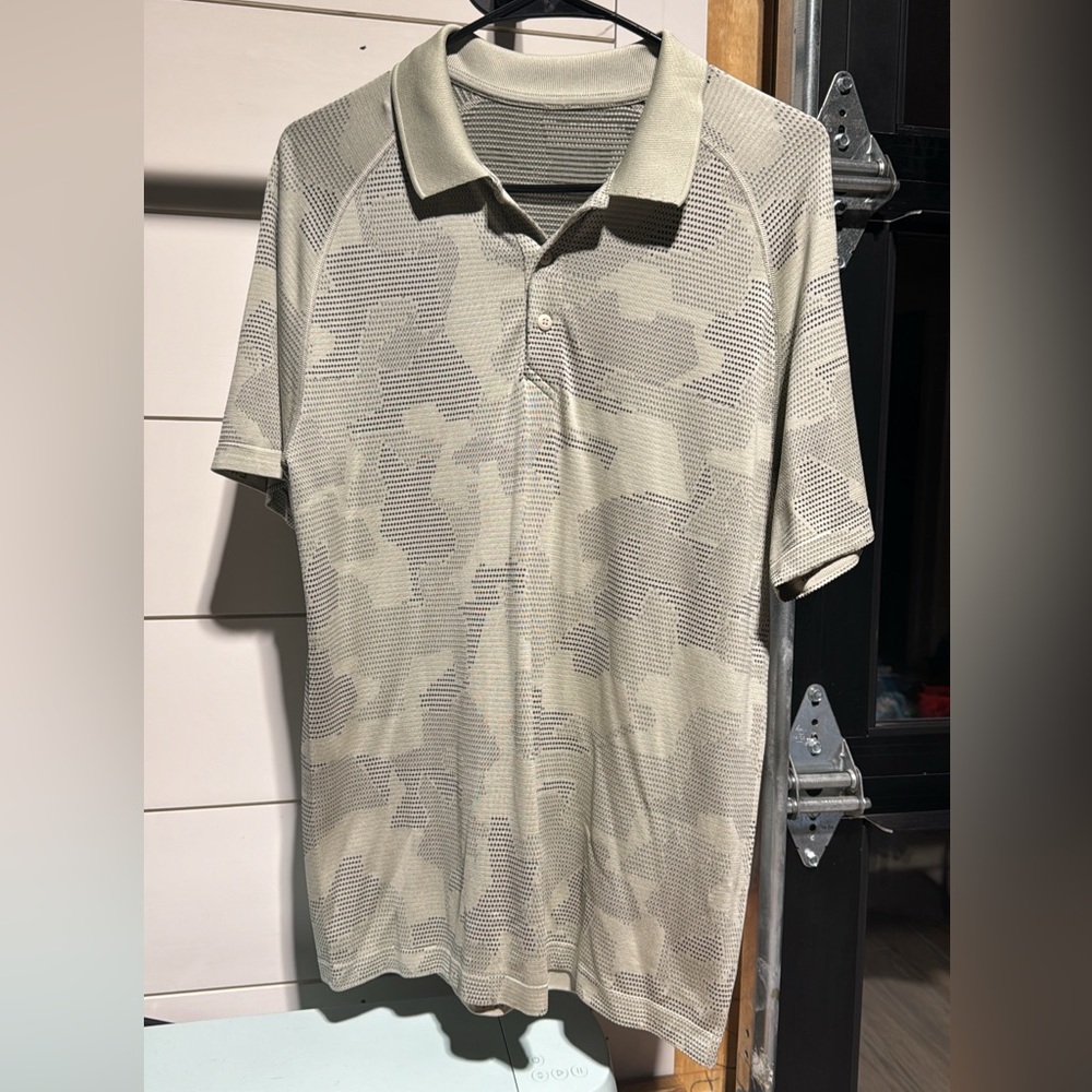 Lululemon Men’s size M NWOT
